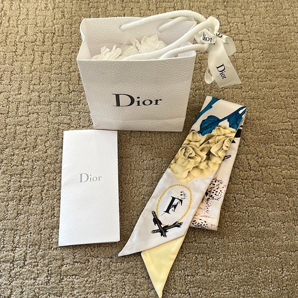Dior Silk Scarf Mitzah in the letter F